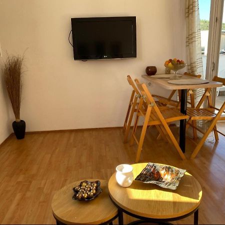 Apartment Remi, Penthouse With Balcony, Free Parking Marina Dış mekan fotoğraf